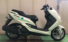 YAMAHA MAJESTYS SG28J