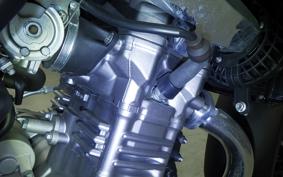 SUZUKI GSR250