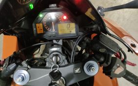 HONDA CBR600RR 2004 PC37