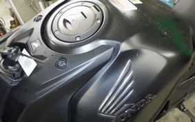 HONDA CB650R 2023 RH03