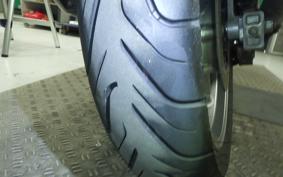 SUZUKI GSR250S