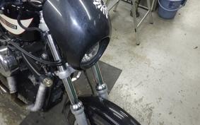 HARLEY XL883R 2006