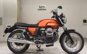 MOTO GUZZI V7 CLASSIC 2012