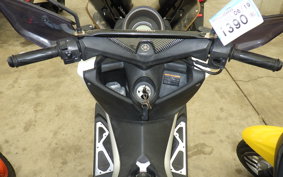 YAMAHA N-MAX SE86J