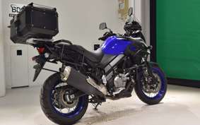 SUZUKI Vｽﾄﾛｰﾑ650XTA 2018 C733M