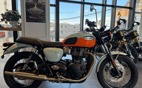 TRIUMPH TRIUMPH BONNEVILLE T100 2022 DAD70G