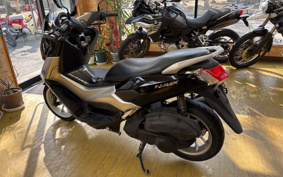 YAMAHA N-MAX SE86J