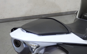 YAMAHA YZF-R1 2013 RN24J