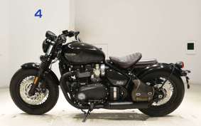 TRIUMPH BONNEVILLE BOBBER 2020