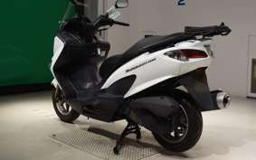SUZUKI SKYWAVE 200 (Burgman 200)