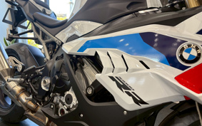 BMW S1000RR 2025 0P21