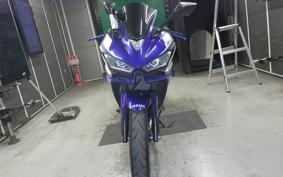 YAMAHA YZF-R25 A