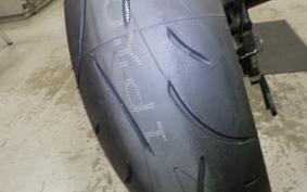 YAMAHA YZF-R6 2019