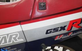 SUZUKI GSX-R750 1986 GR71G