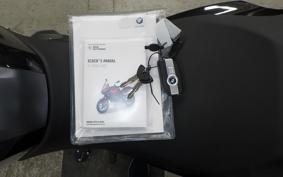 BMW F900XR 2025