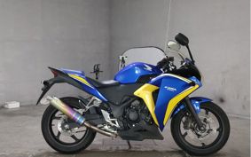 HONDA CBR250R MC41