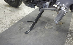 SUZUKI Vｽﾄﾛｰﾑ250 2010