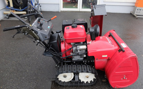 HONDA  SNOW BLOWER  MACHINE 