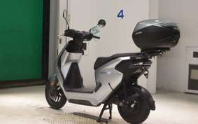 HONDA EM1 e: 2002 EF16