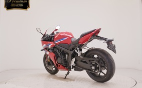 HONDA CBR650R E-Clutch 2026 RH17