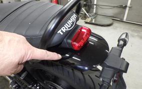 TRIUMPH SPEED TWIN 900 2025