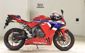HONDA CBR600RR 2024 PC40