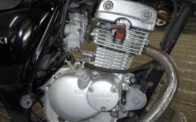 SUZUKI GZ125 Marauder NF48A