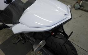 KAWASAKI Z800 2013