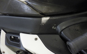 YAMAHA YZF-R1