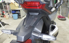 HONDA X-ADV 750 2023 RH10