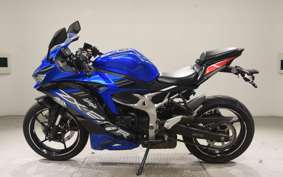 KAWASAKI ZX-25R 2017