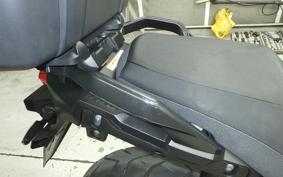 SUZUKI DL650 ( V-Strom 650 ) XTA 2021 C733A