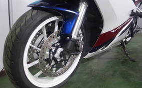 HONDA VFR800F 2019 RC79