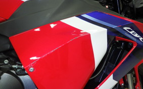 HONDA CBR600RR 2021 PC40