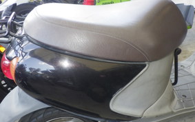 SUZUKI LET's 4 Basket CA43A