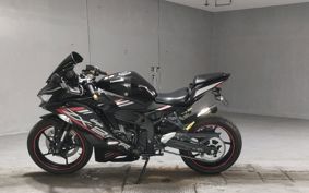 KAWASAKI  NINJA ZX-25R SE ZX250E