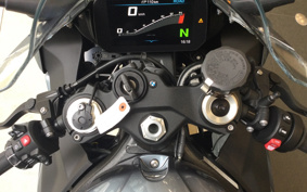SUZUKI STROM 250 DS11A
