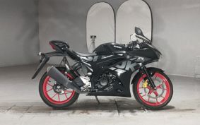 SUZUKI GSX-R125 DL33B