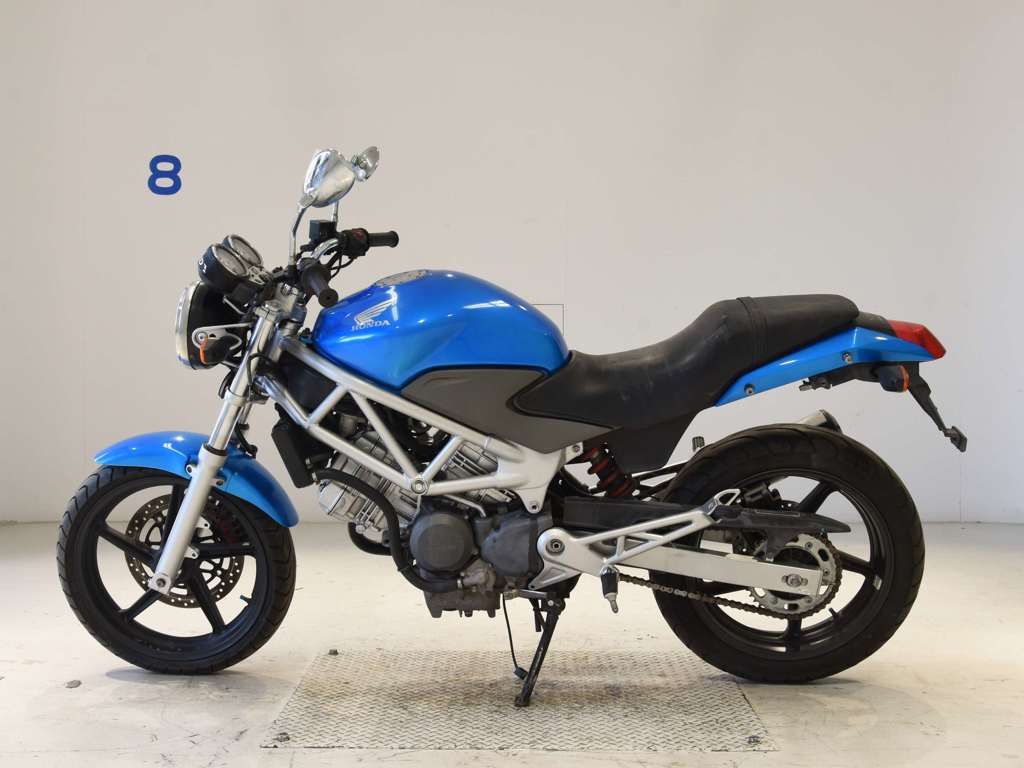 Фото Honda VTR 250 Gen. 2 2009 с японского аукциона