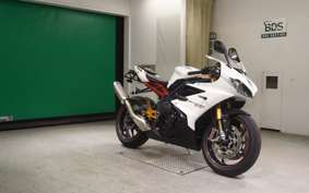 TRIUMPH DAYTONA 675 R 2015