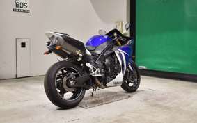 YAMAHA YZF-R1 2013