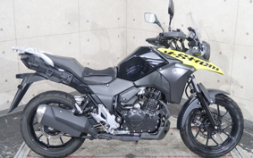 SUZUKI STROM 250 DS11A
