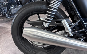 TRIUMPH STREET TWIN 2023 DAD74G