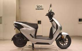 HONDA EM1E: 2004 EF16