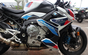 BMW M1000R 2023 0E81