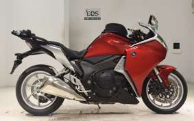 HONDA VFR1200F 2013 SC63
