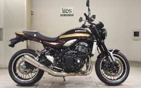 KAWASAKI Z900RS 2025 ZR900K