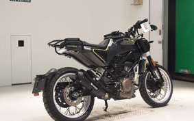 HUSQVARNA SVARTPILEN 401 2018