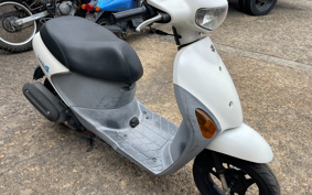 SUZUKI LET's 4