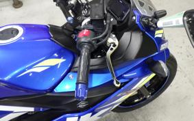 SUZUKI GSX250R